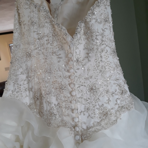 swarovski CRYSTAL STRAPLESS BALLGOWN WEDDING DRESS - Picture 6 of 6